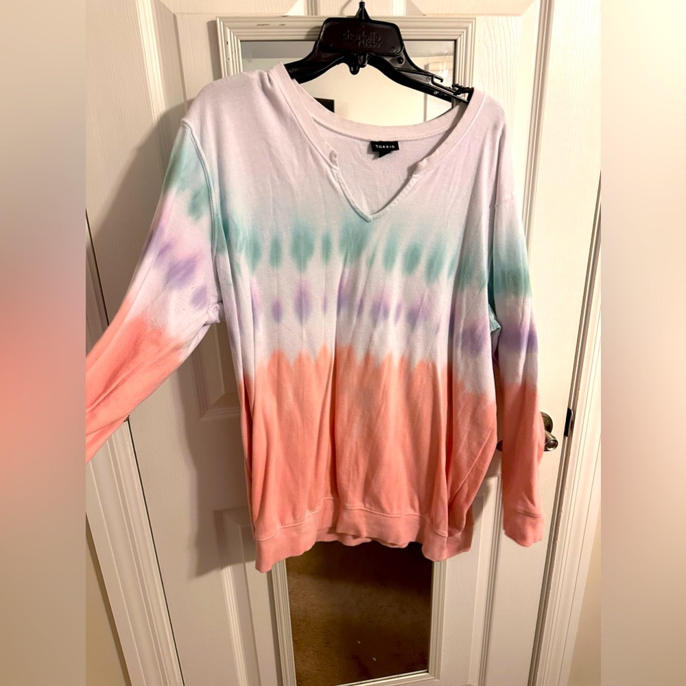 Tie dye ombré sweatshirt